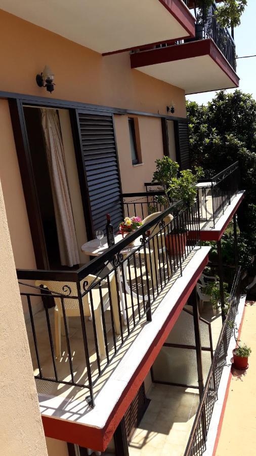 Vasiliki See View Apartments 바바티 외부 사진