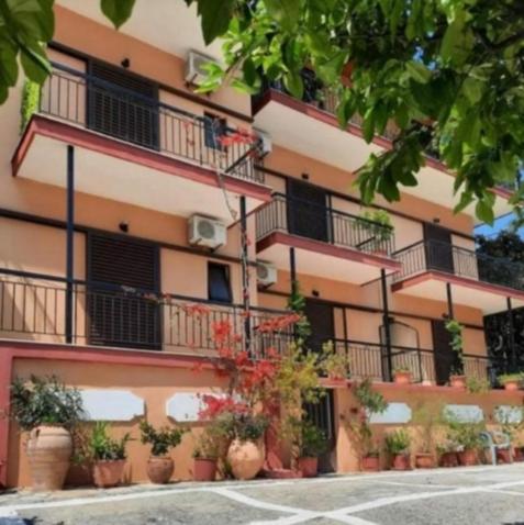 Vasiliki See View Apartments 바바티 외부 사진